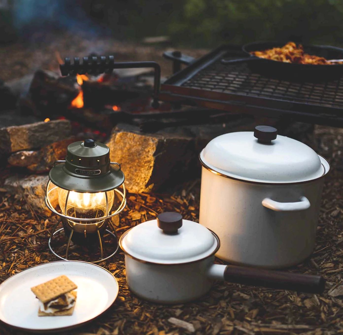 barebones-cook-dine-enamel-stock-pot-emailletopf-eggshell image 8