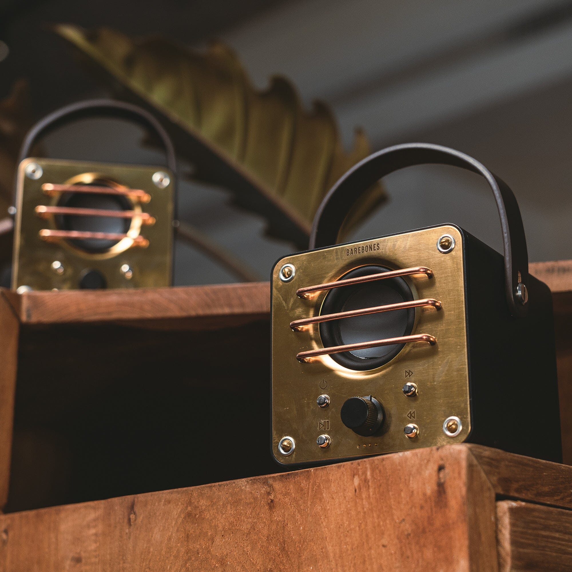 barebones-block-tower-speaker-bluetooth-lautsprecher-kupfer image 4