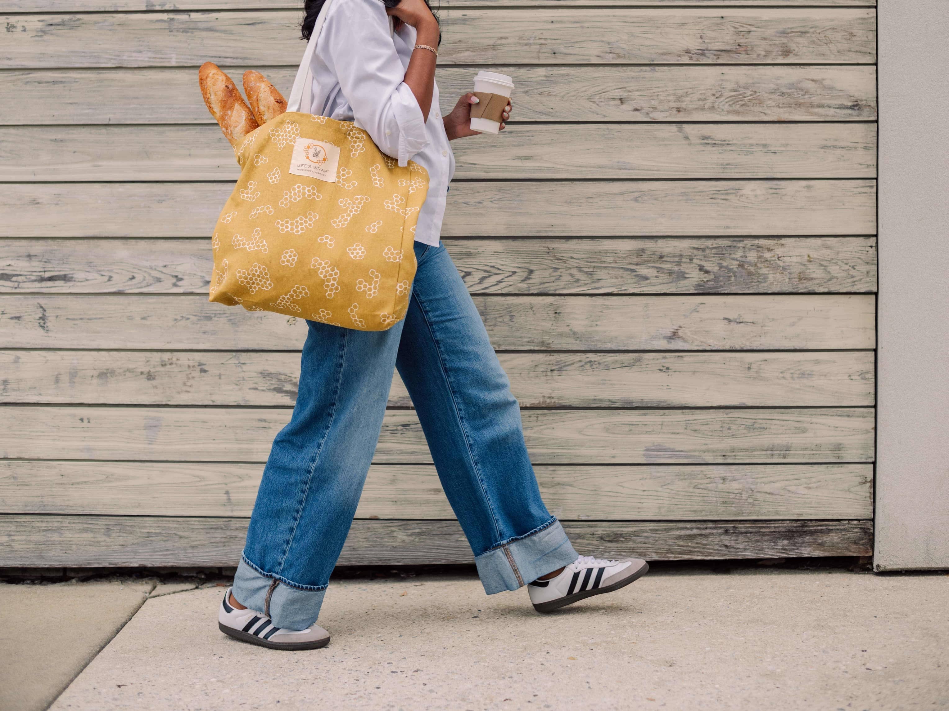bee-s-wrap-bags-market-tote-tasche-honeycomb-bio image 3