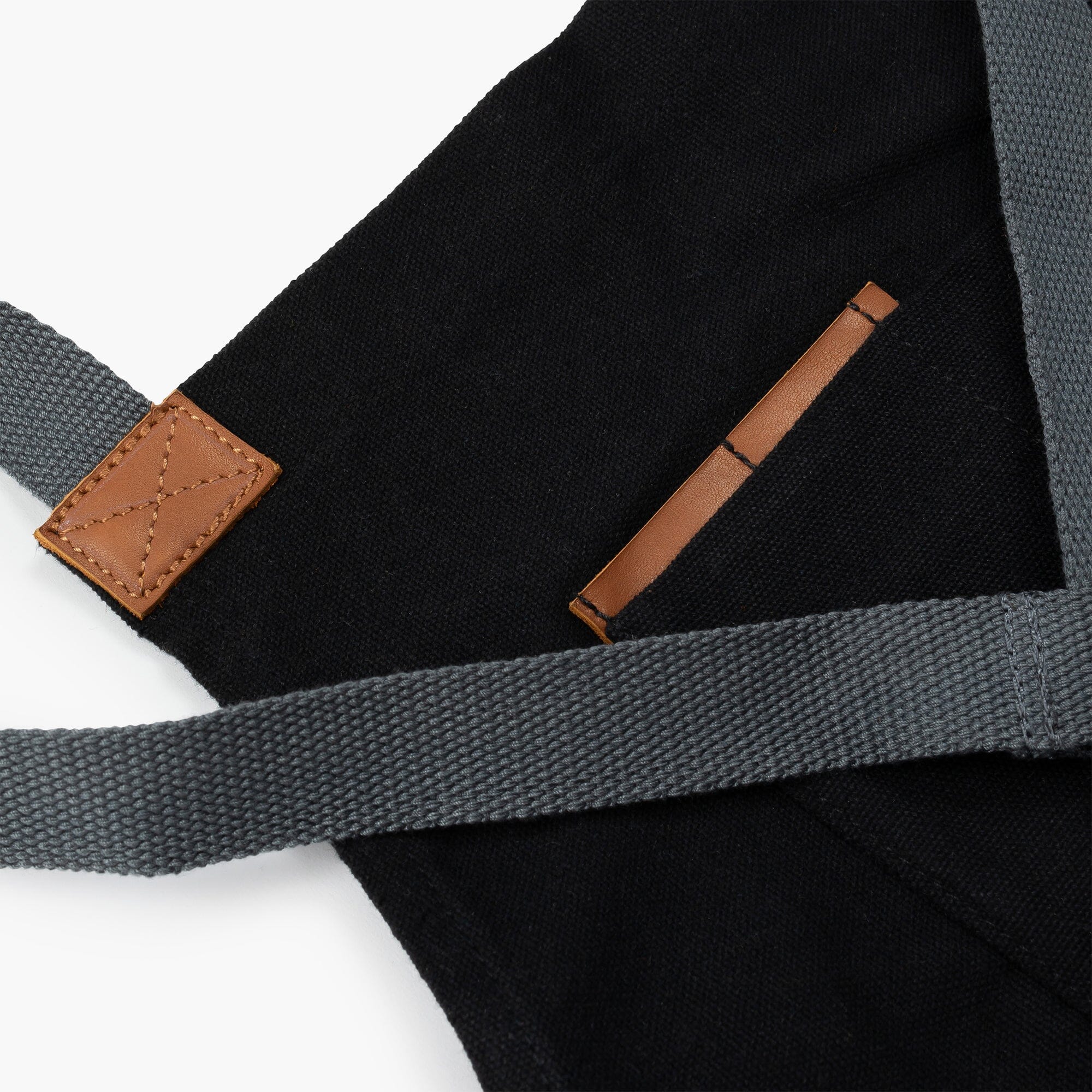 barebones-cook-dine-classic-crossback-sch-rze-schwarz image 2