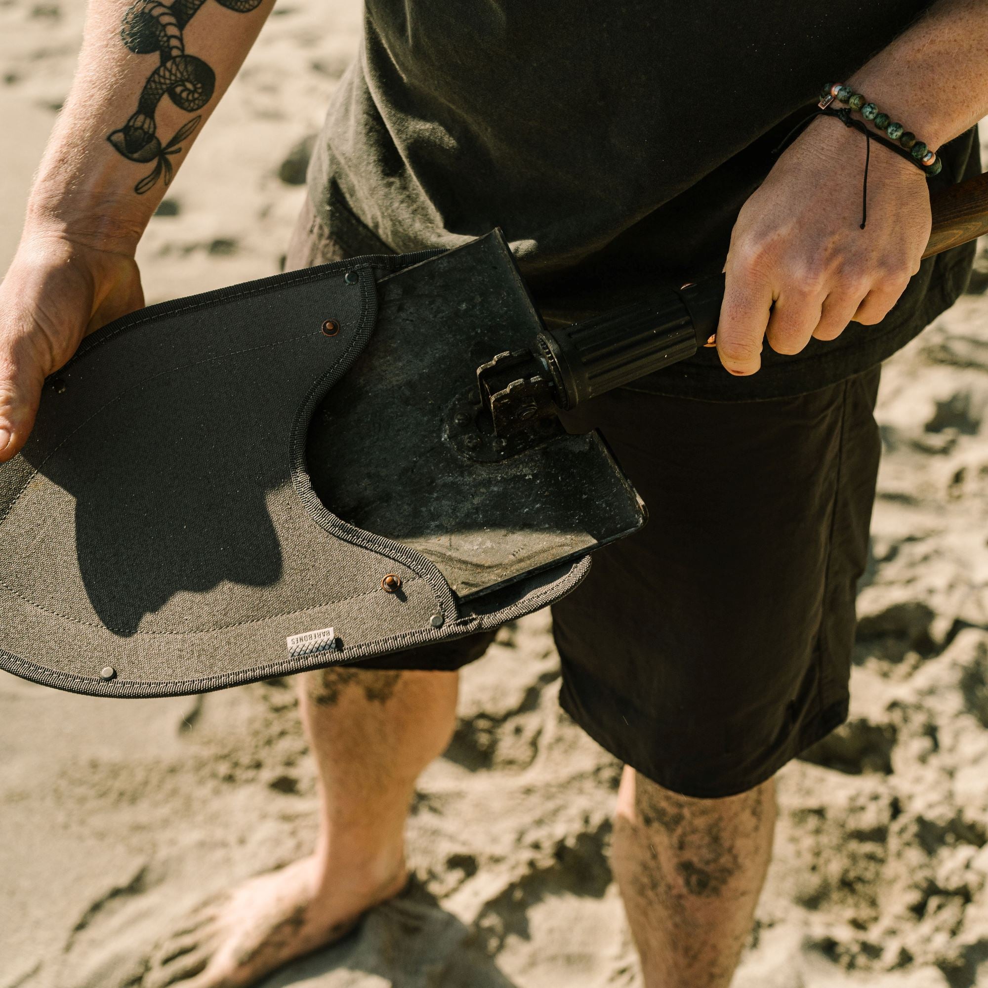 barebones-tools-folding-shovel-klappspaten-buche image 7
