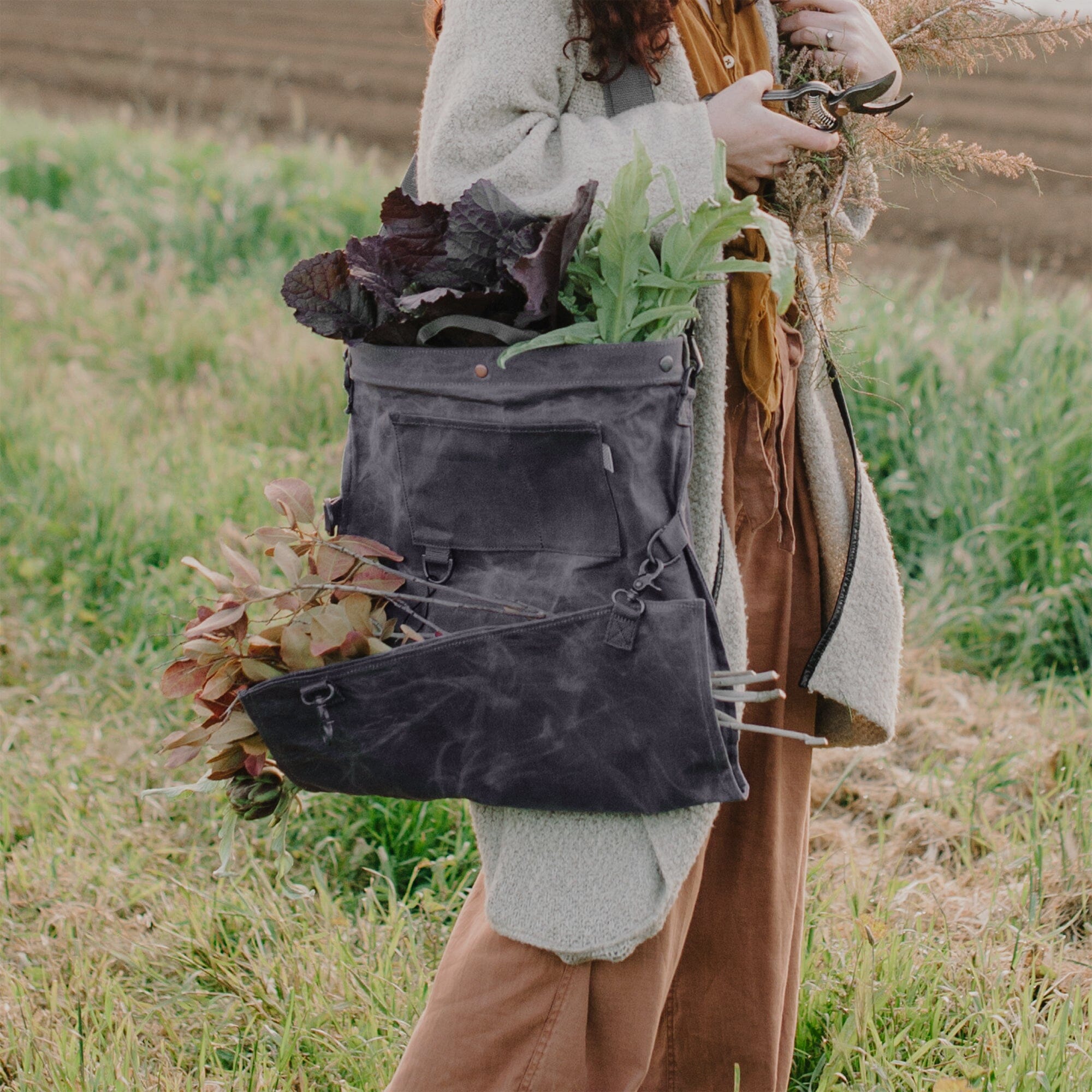 barebones-store-carry-gathering-bag-slate-gray-erntetasche image 4