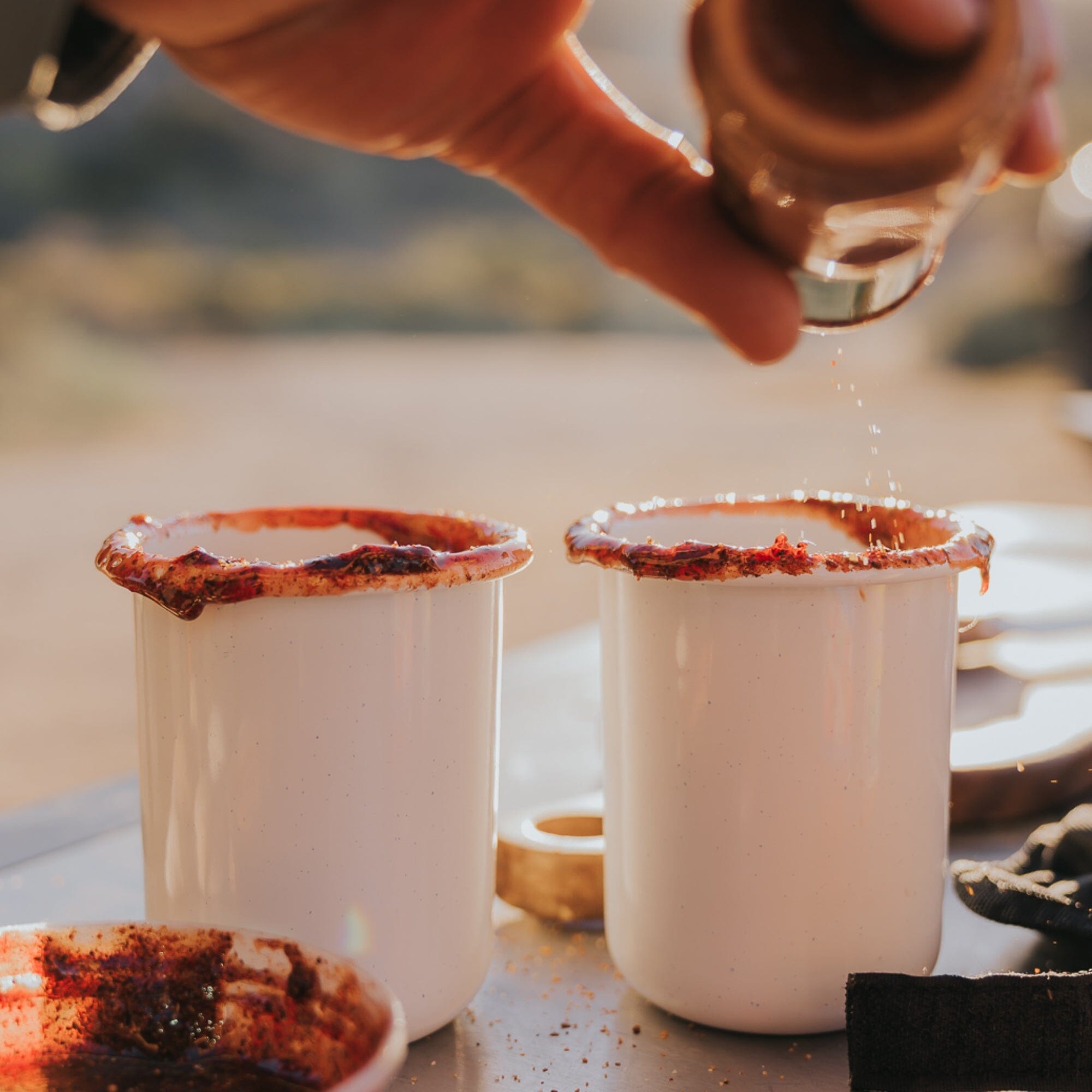 barebones-cook-dine-rolled-enamelware-cup-becher-soft-white image 5