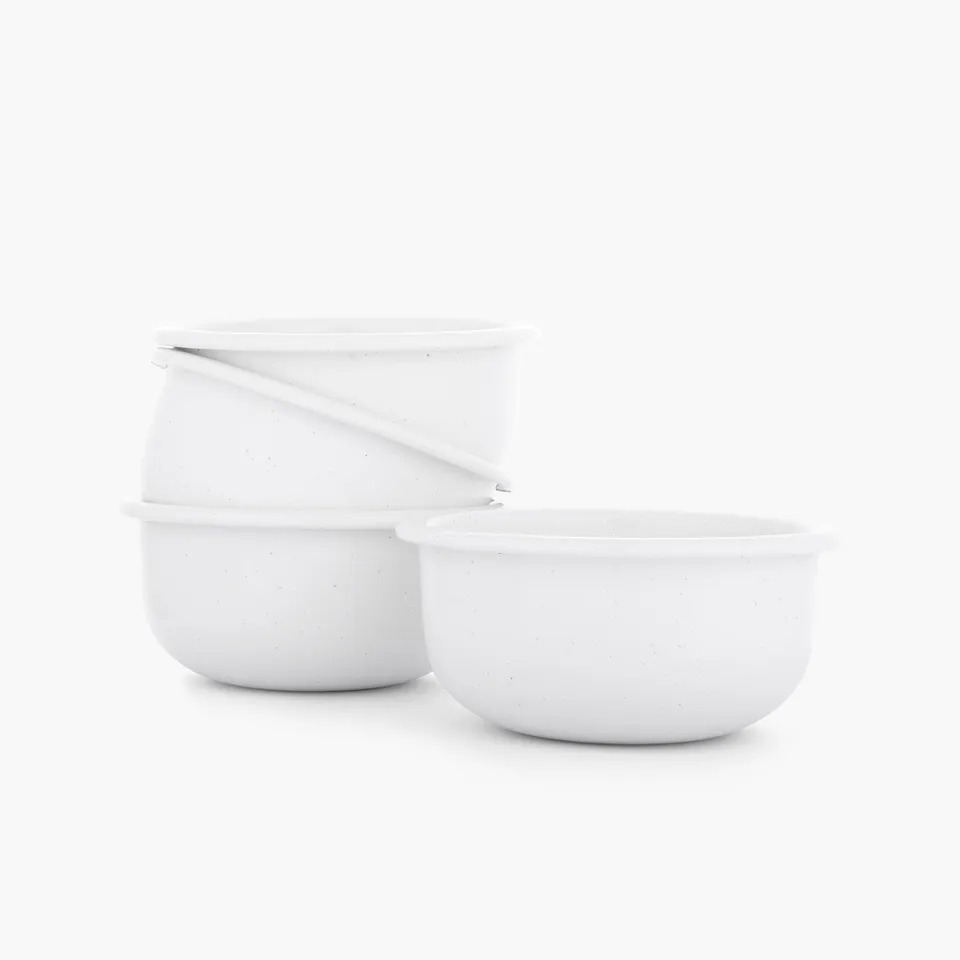 barebones-cook-dine-enamelware-sch-ssel-set-soft-white image 1
