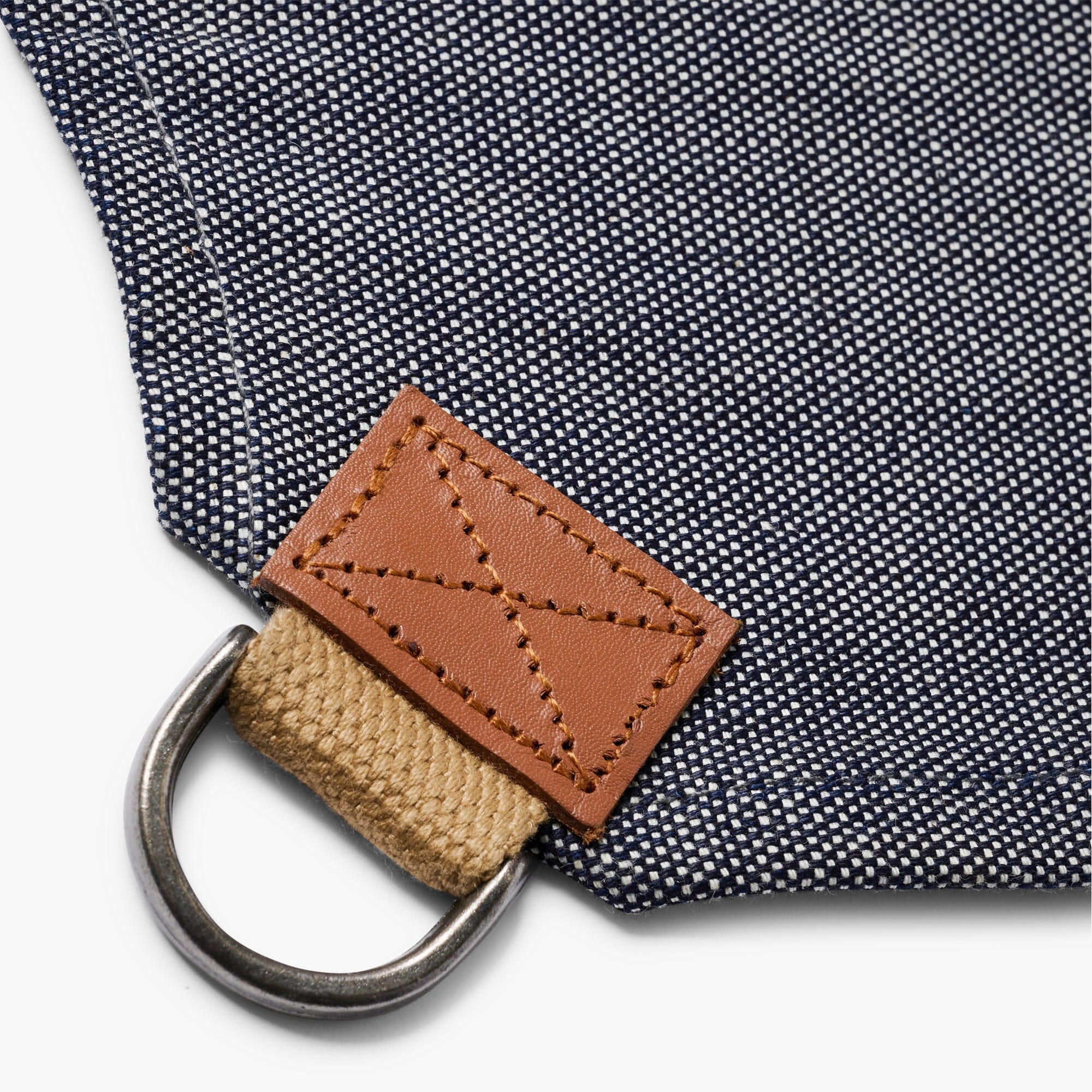 barebones-cook-dine-classic-crossback-sch-rze-denim image 4
