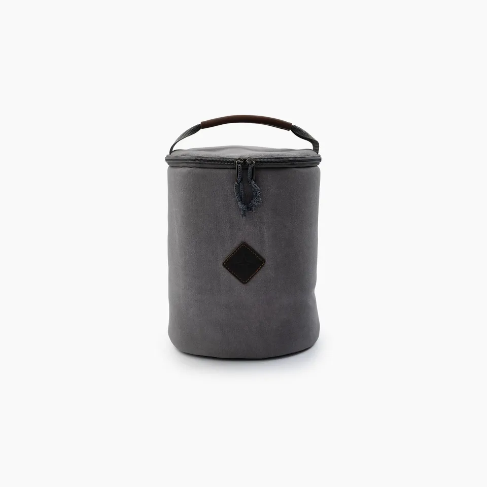 barebones-store-carry-laternen-tasche-mit-rei-verschluss image 1