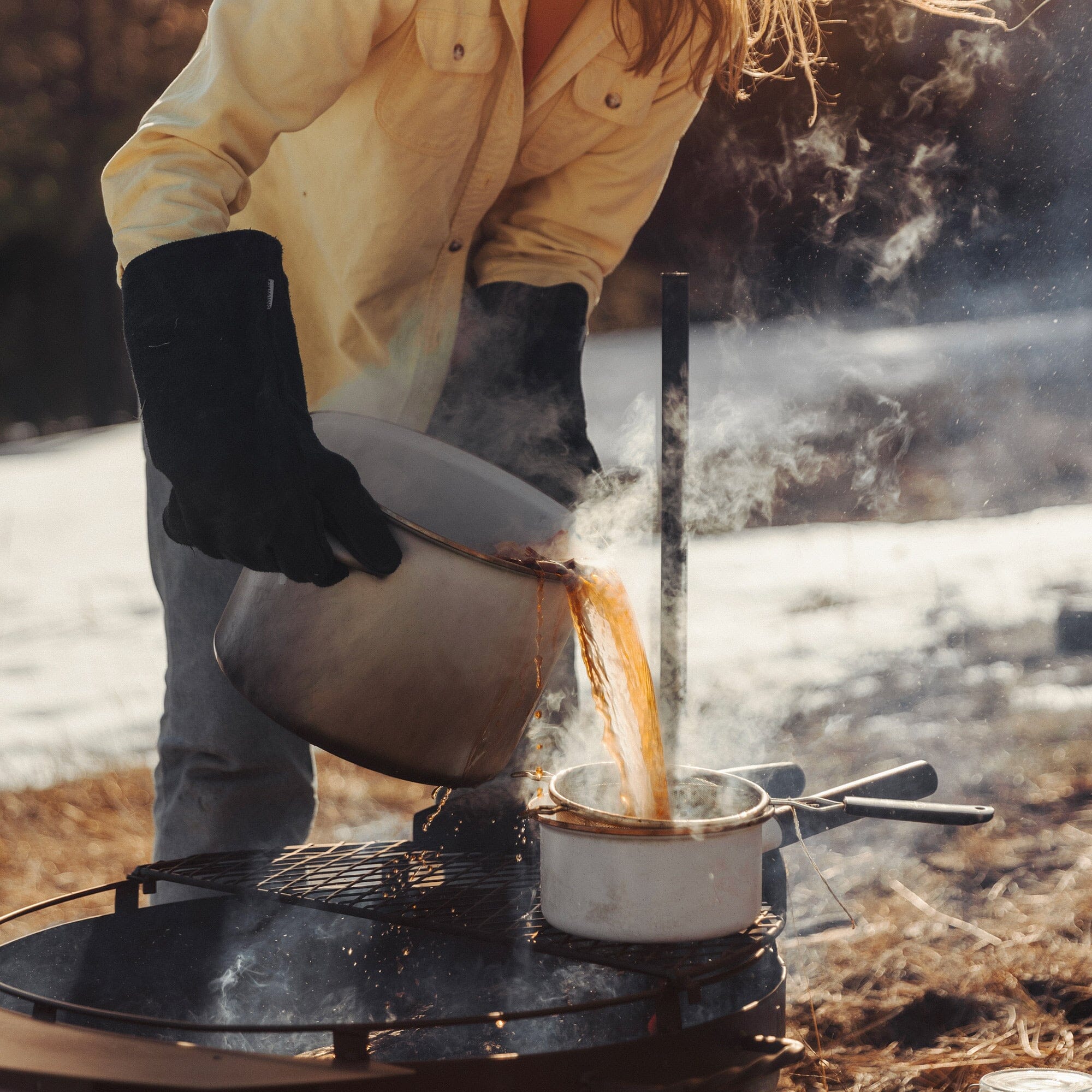 barebones-cook-dine-open-fire-glove-lederhandschuh-sm-md image 6