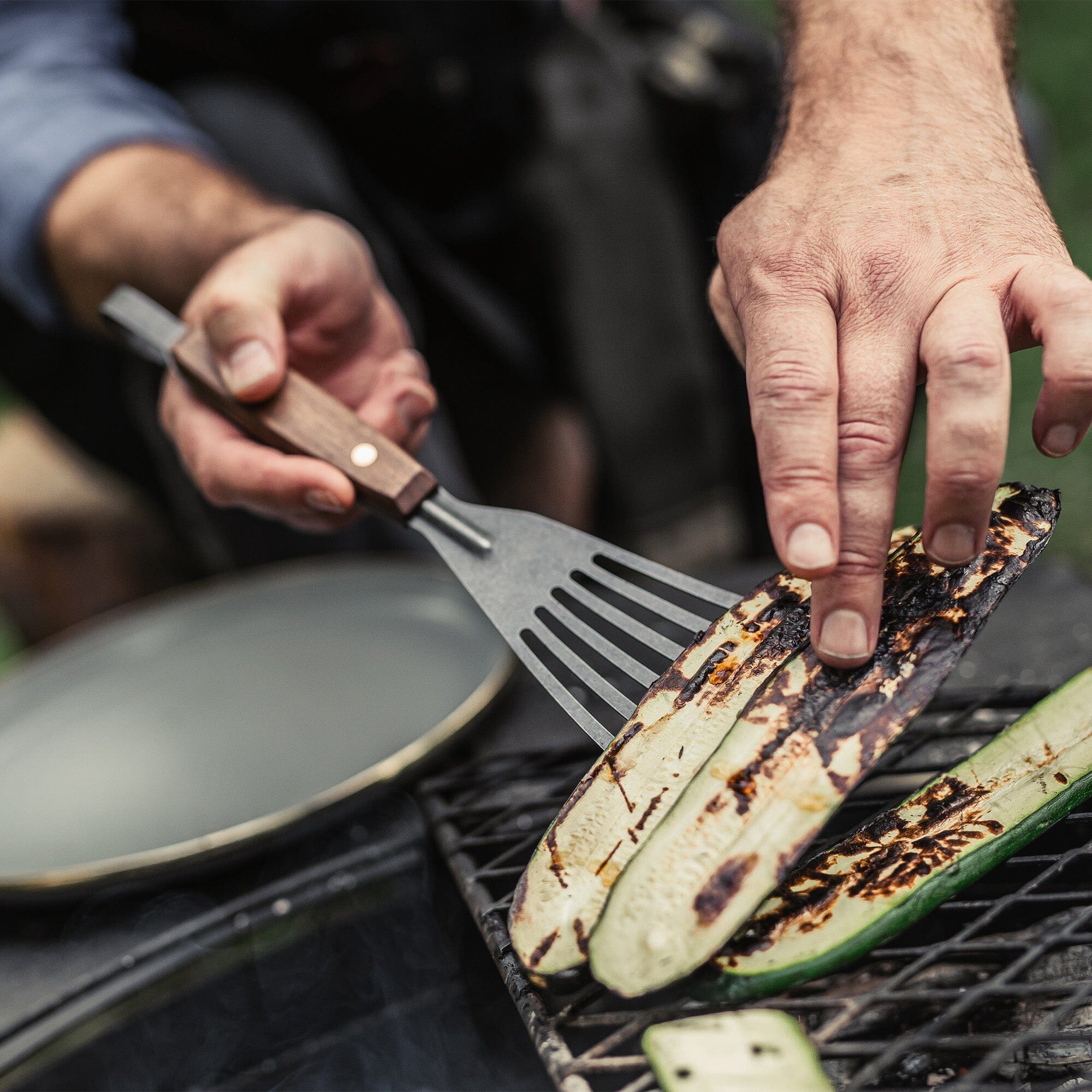 barebones-tools-essential-grilling-grillbesteck-set-edelstahl image 4