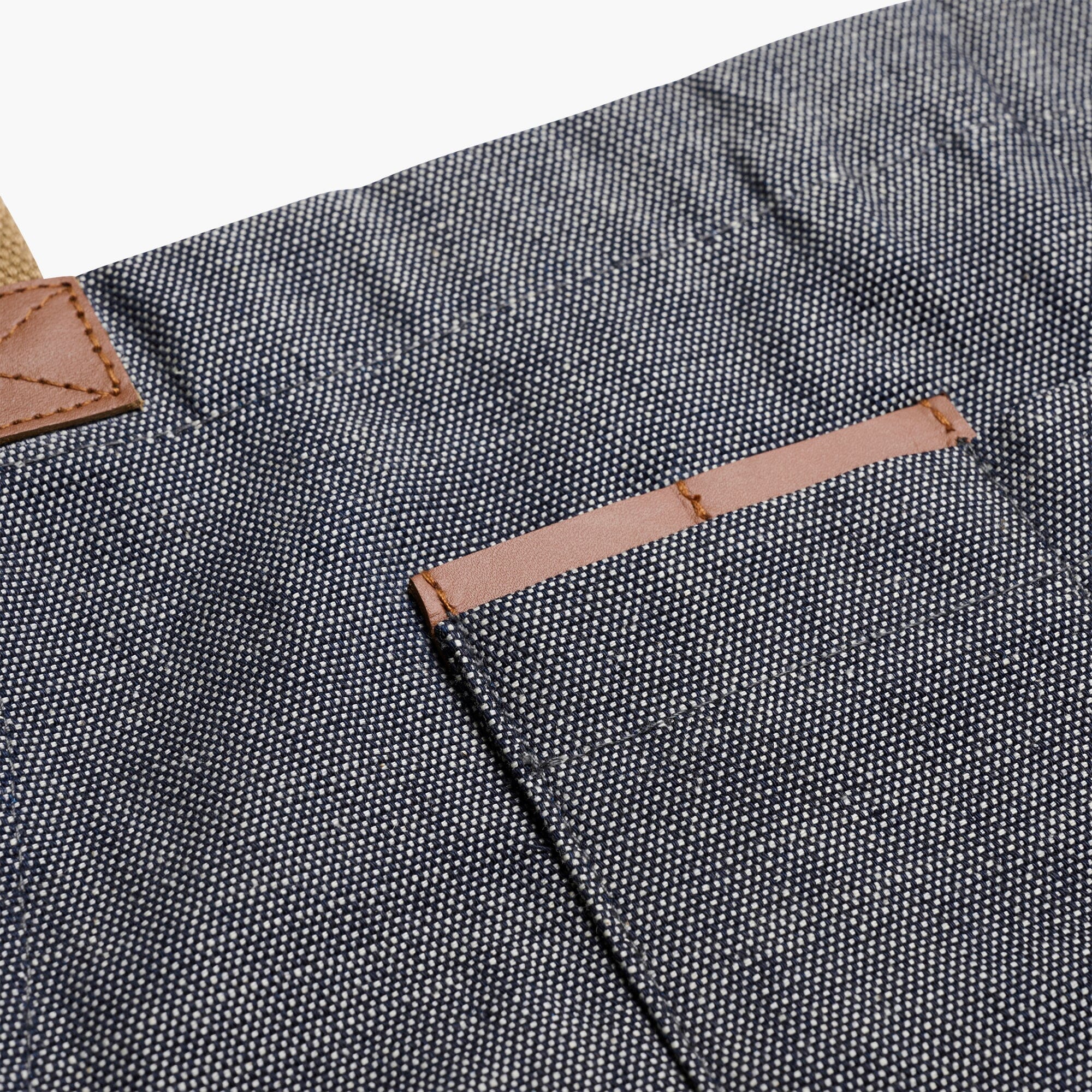 barebones-cook-dine-classic-crossback-sch-rze-denim image 2